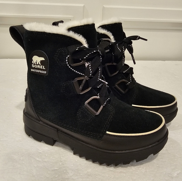 Sorel🔥🔥HOST PICK🔥🔥 women's Tivoli IV Insulated waterproof boots - Picture 1 of 8